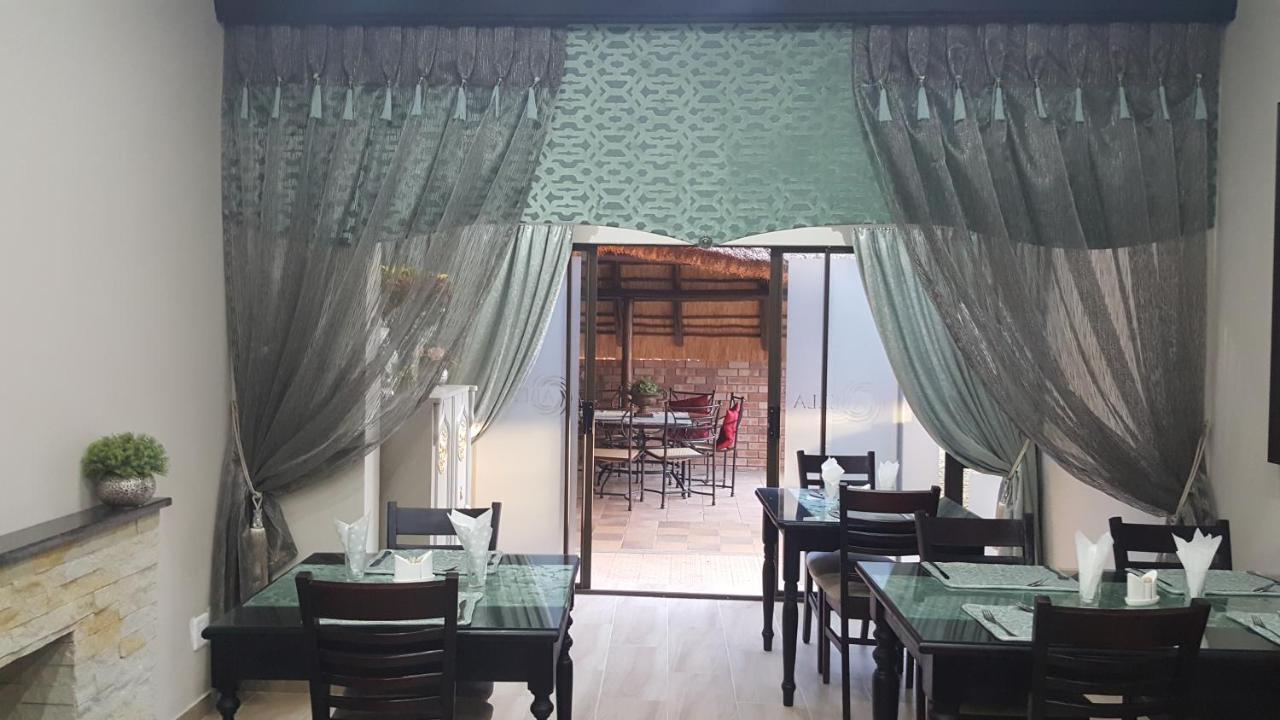 Abella Bed And Breakfast Vryburg 외부 사진
